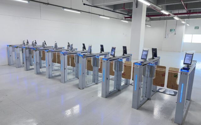 Wistron — Integración de control de acceso en su planta de México